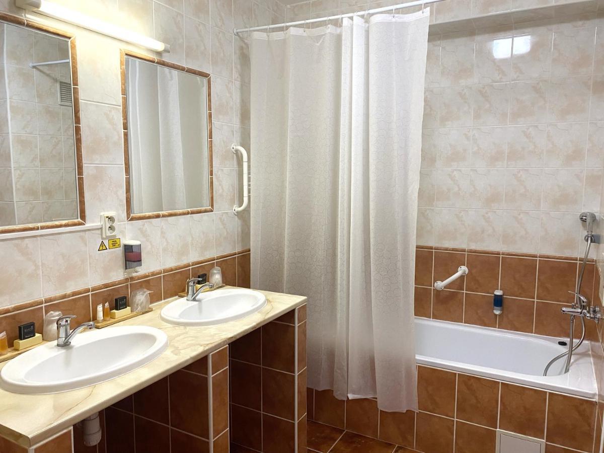 Hotel Baronka Bratislava Eksteriør bilde